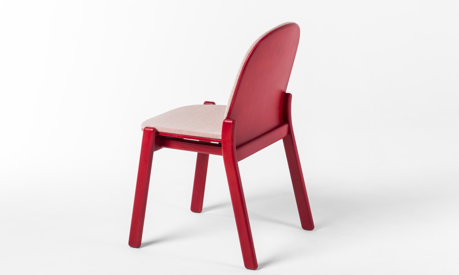 NORDIC_packshot_chair_upholstered 3